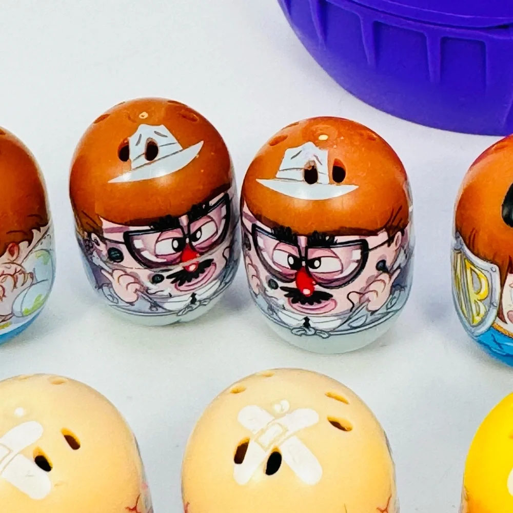Mighty Beanz Lot Of 19 With Slam Pack Case Monster Skeleton Zombie Grandma Etc..